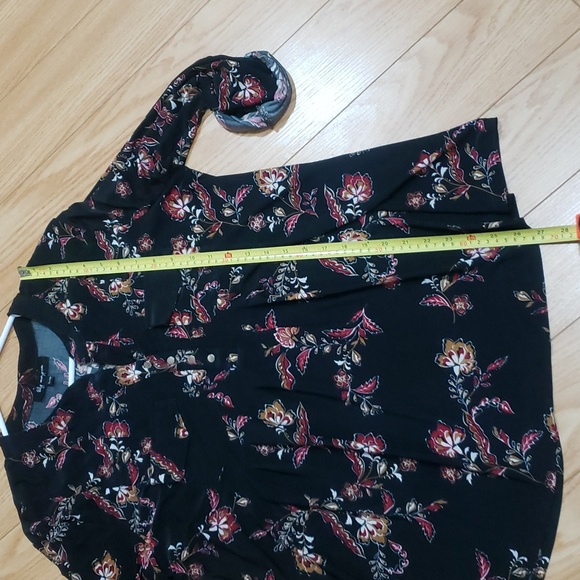 Tops for women size XL - Picture 5 of 16